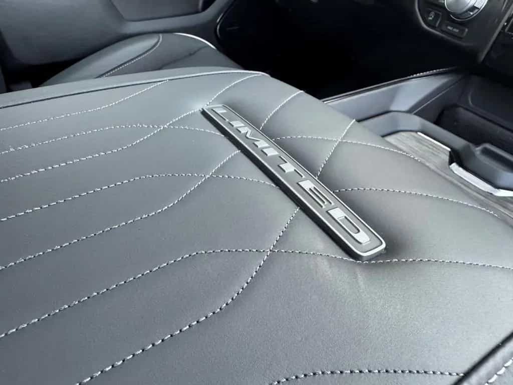 Dodge RAM 1500 Limited Massage VOLL HUD Luftfederung A null-photo-15