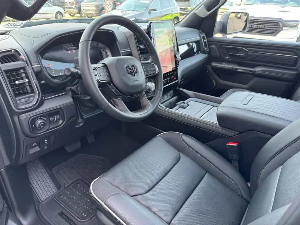 Dodge RAM 1500 Limited Massage VOLL HUD Luftfederung A null-photo-17