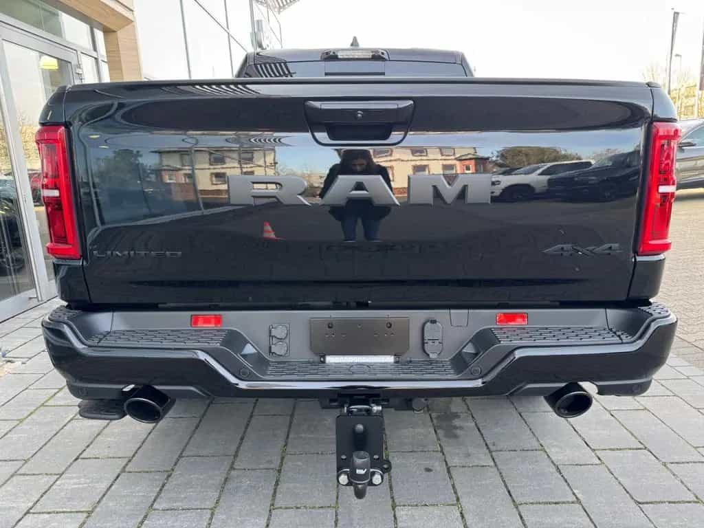 Dodge RAM 1500 Limited Massage VOLL HUD Luftfederung A null-photo-6