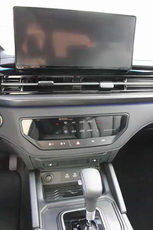 KGM Musso Black 6AT 4WD null-photo-22