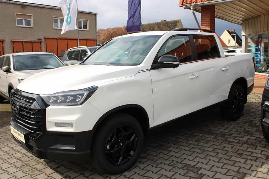 KGM Musso Black 6AT 4WD null-photo-4