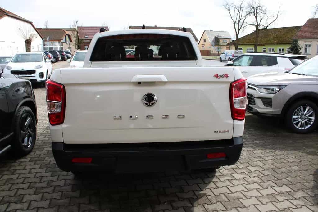 KGM Musso Black 6AT 4WD null-photo-5