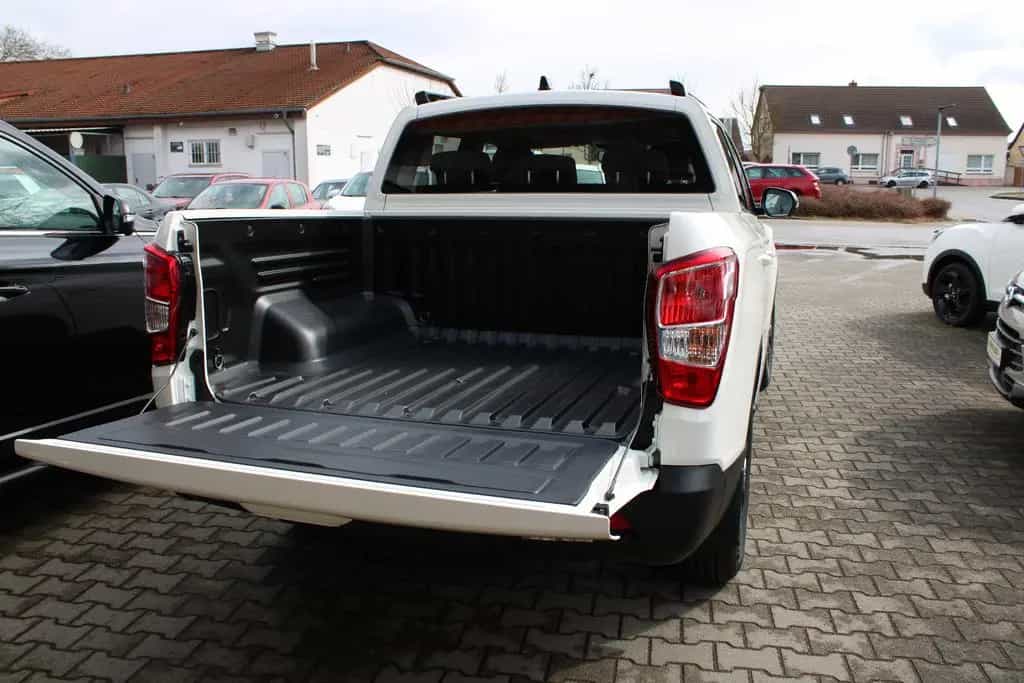 KGM Musso Black 6AT 4WD null-photo-7