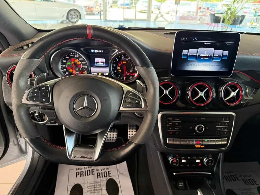 Mercedes-Benz CLA-Class AMG 4Matic Performance Sitze LED Perf AGA 02/2018-photo-11