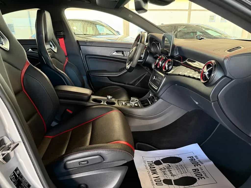 Mercedes-Benz CLA-Class AMG 4Matic Performance Sitze LED Perf AGA 02/2018-photo-12
