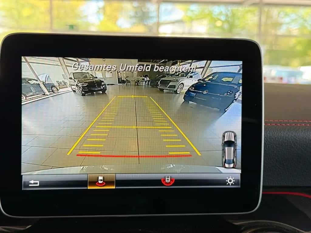 Mercedes-Benz CLA-Class AMG 4Matic Performance Sitze LED Perf AGA 02/2018-photo-20