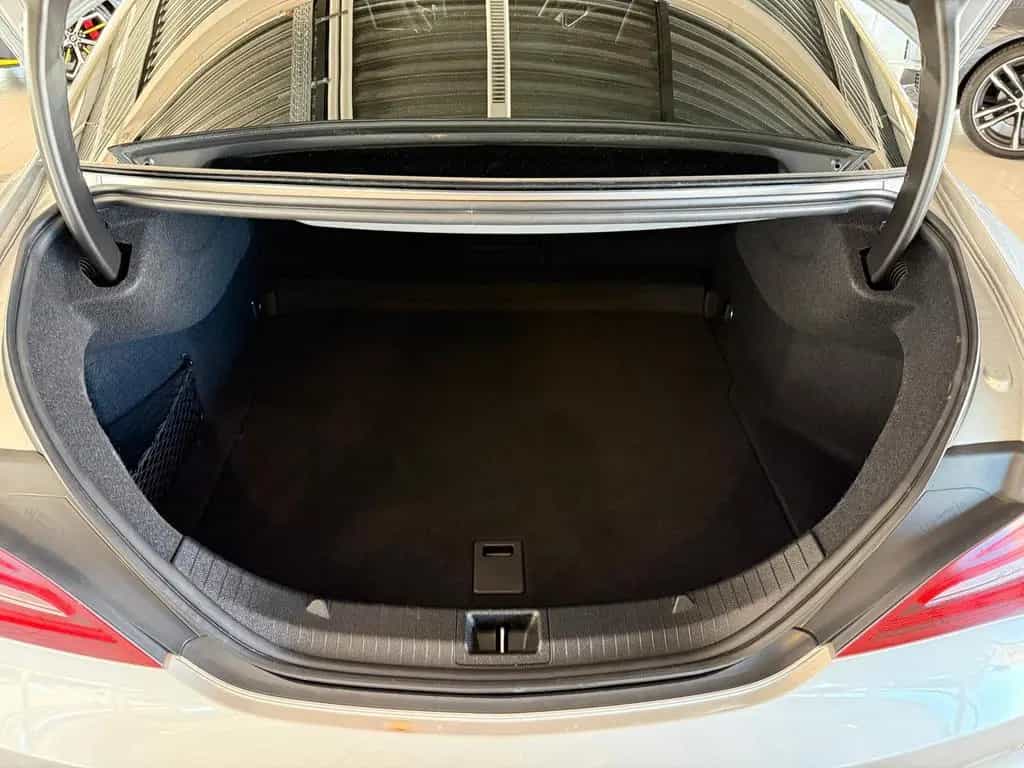 Mercedes-Benz CLA-Class AMG 4Matic Performance Sitze LED Perf AGA 02/2018-photo-5