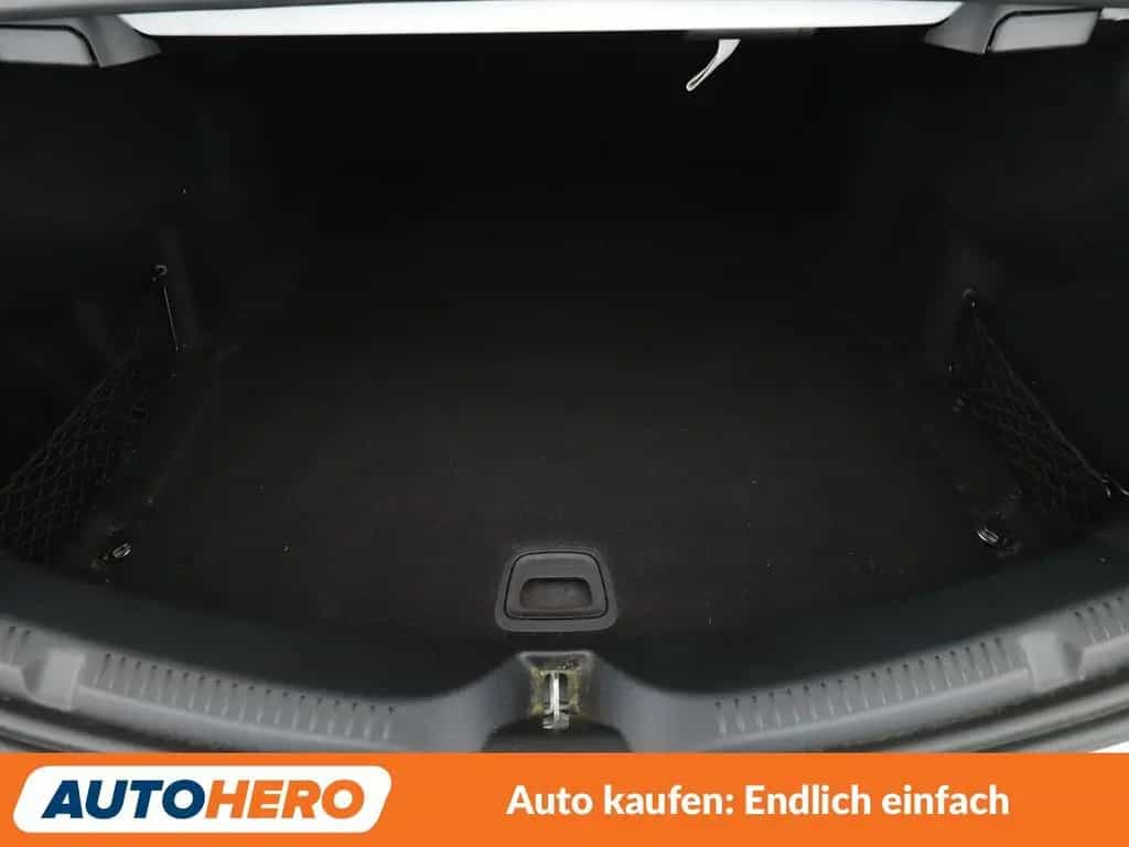 Mercedes-Benz E-Class 400 4Matic Edition 1 AMG Line Aut.*NAV*TEMP* 05/2017-photo-17