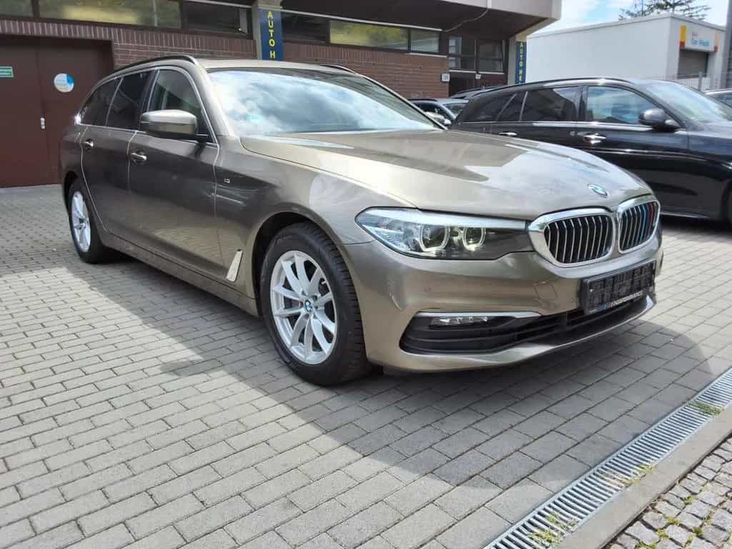 BMW 5 Series 520 DA Touring Automatik,Pano,Navi, 04/2019-photo-0