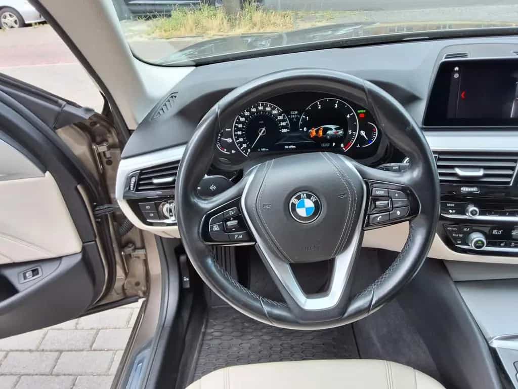 BMW 5 Series 520 DA Touring Automatik,Pano,Navi, 04/2019-photo-10