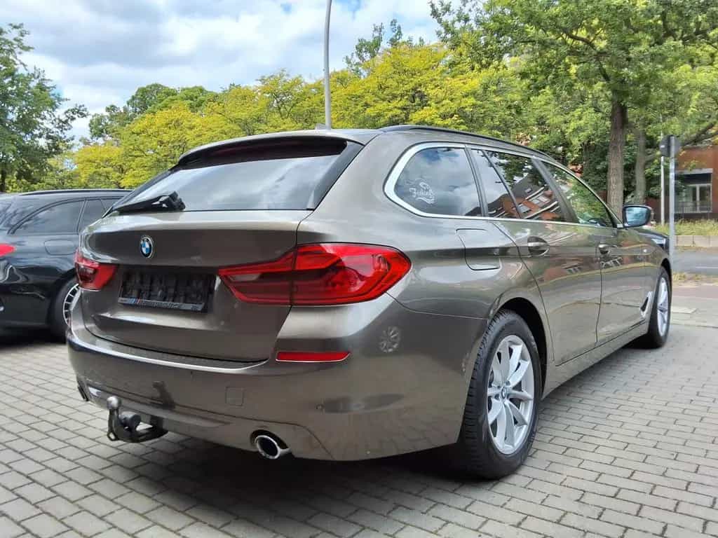 BMW 5 Series 520 DA Touring Automatik,Pano,Navi, 04/2019-photo-3