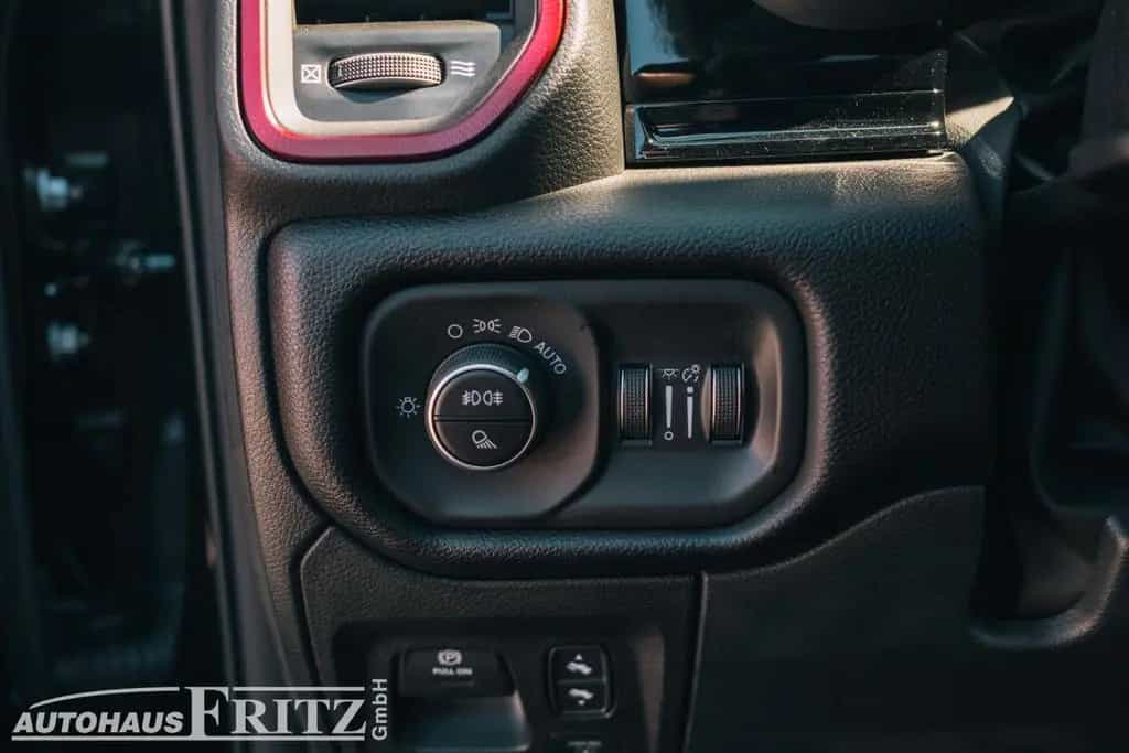 Dodge RAM 1500 Rebel 4x4 - 3,0l SO Nav MY26 null-photo-19