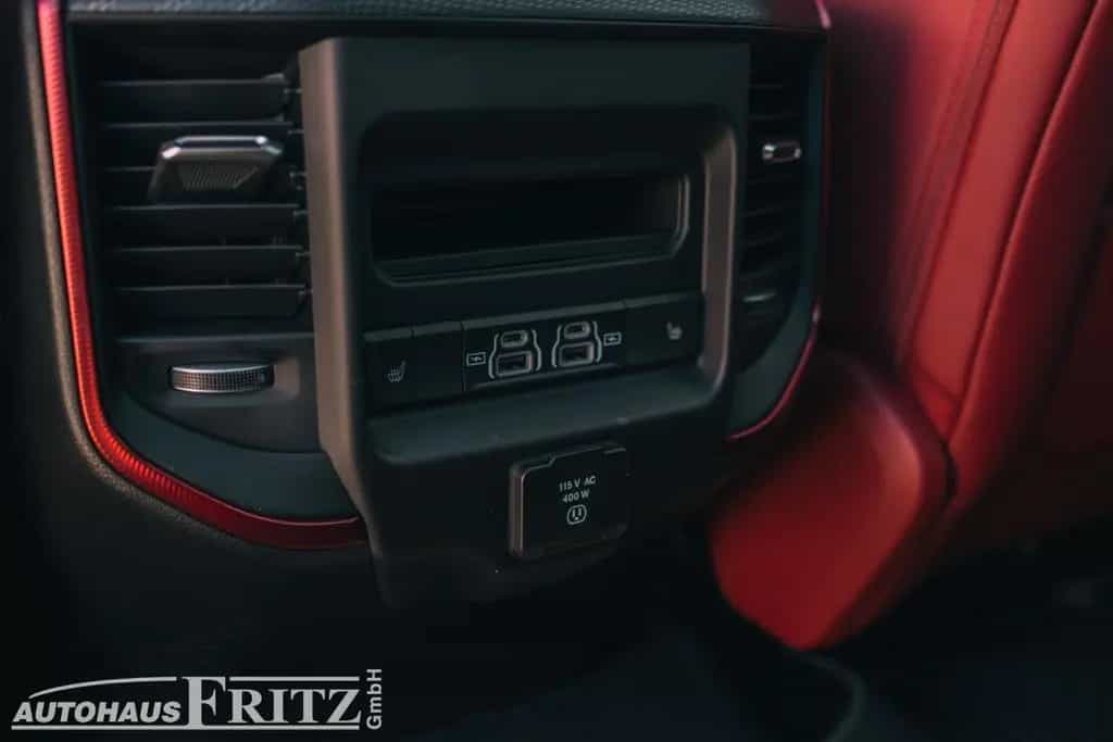 Dodge RAM 1500 Rebel 4x4 - 3,0l SO Nav MY26 null-photo-35