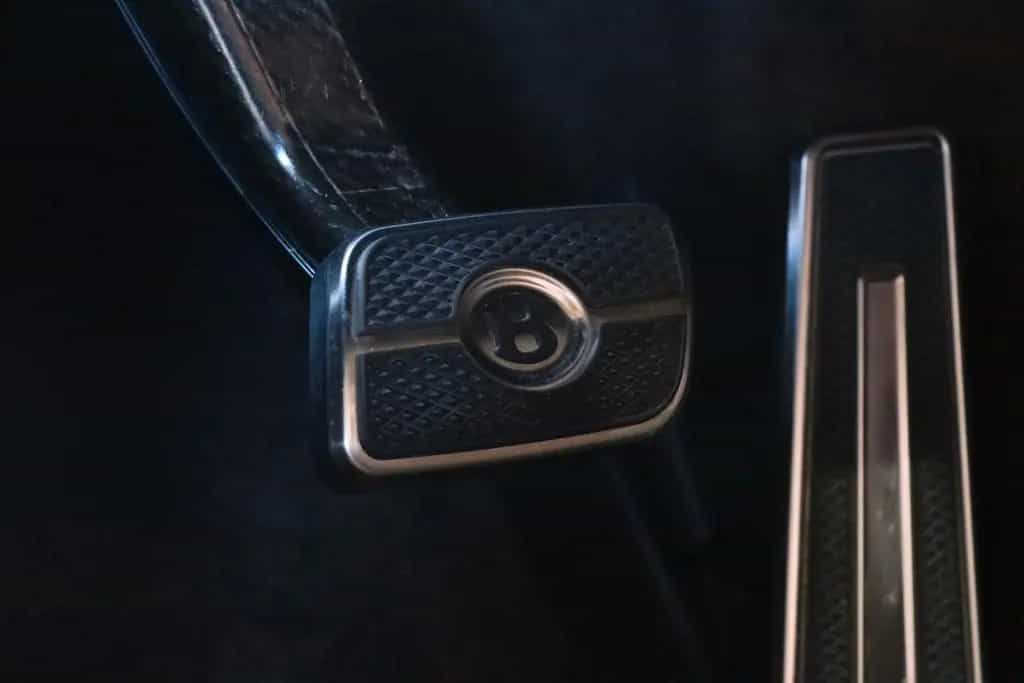 Bentley Continental GTC-Bang & Olufsen-Camera 360 05/2019-photo-12