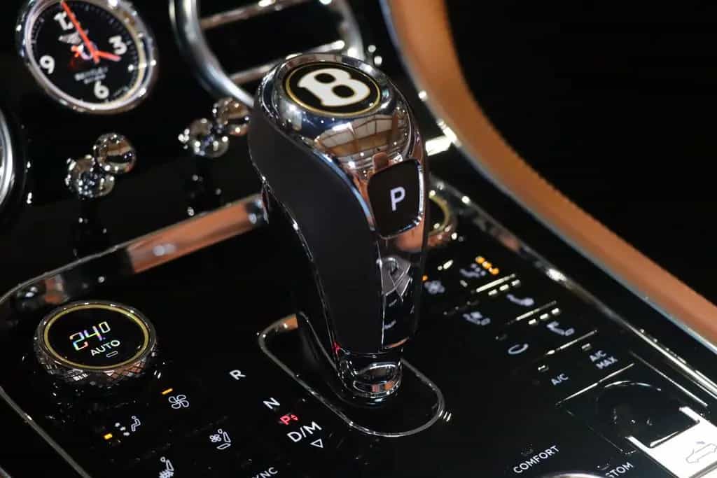 Bentley Continental GTC-Bang & Olufsen-Camera 360 05/2019-photo-18