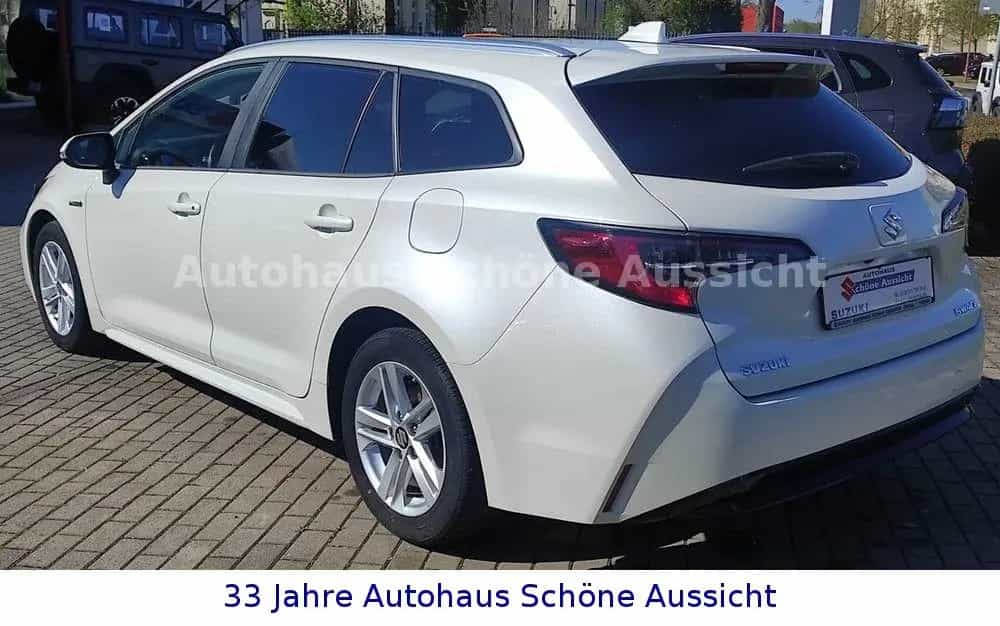 Suzuki Swace 1.8 Hybrid CVT Comfort 12/2021-photo-2