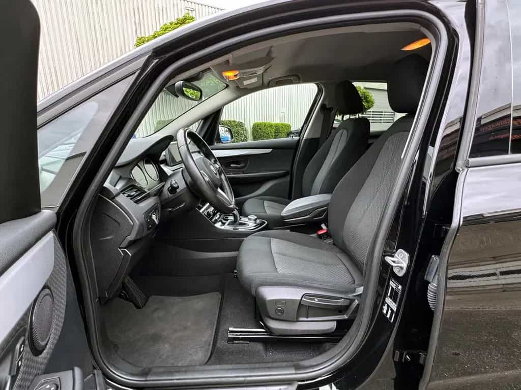 BMW 220 Active Tourer 220i Active Tourer Steptr. Advantage LED AHK PDC 01/2021-photo-4