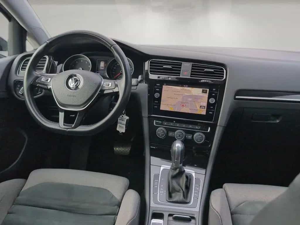 Volkswagen Golf 7 Highline/ACC/Massage/AHK/Kamera 12/2018-photo-16