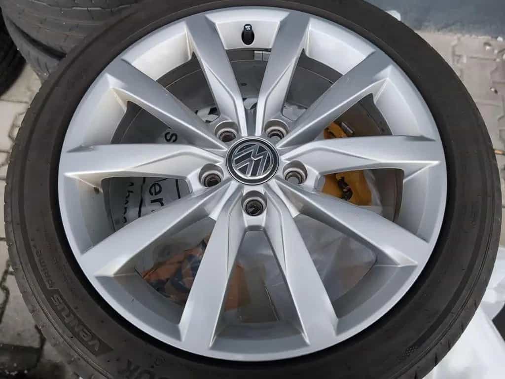 Volkswagen Golf 7 Highline/ACC/Massage/AHK/Kamera 12/2018-photo-20