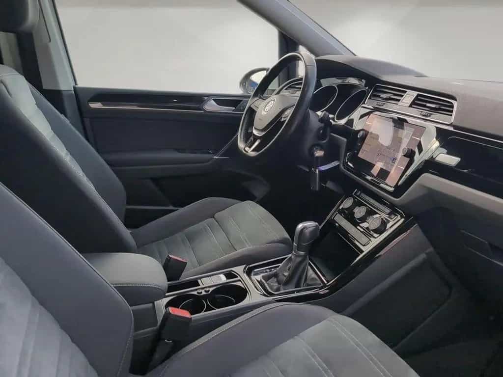 Volkswagen Touran 1.4 TSI DSG Highline Pano LED AHK Massage 09/2017-photo-20