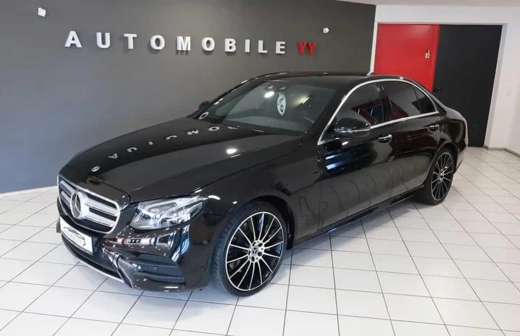Mercedes-Benz E-Class 400d Lim.4M AMG-Line,LED,MBUX,Pano,Air,ACC,360 09/2018-photo-1