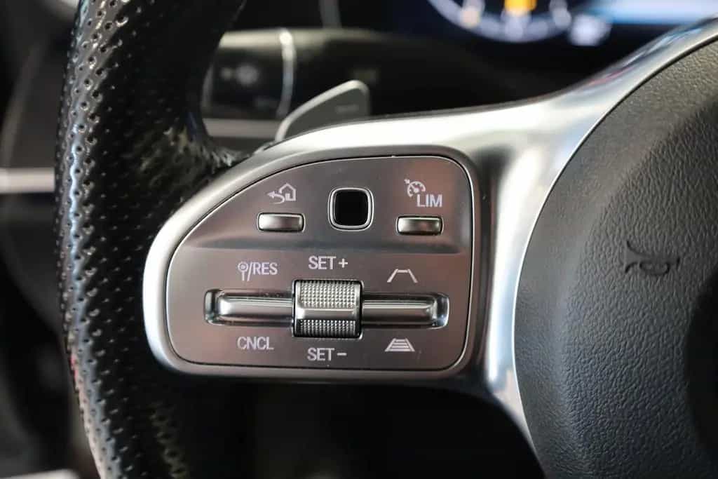 Mercedes-Benz E-Class 400d Lim.4M AMG-Line,LED,MBUX,Pano,Air,ACC,360 09/2018-photo-28