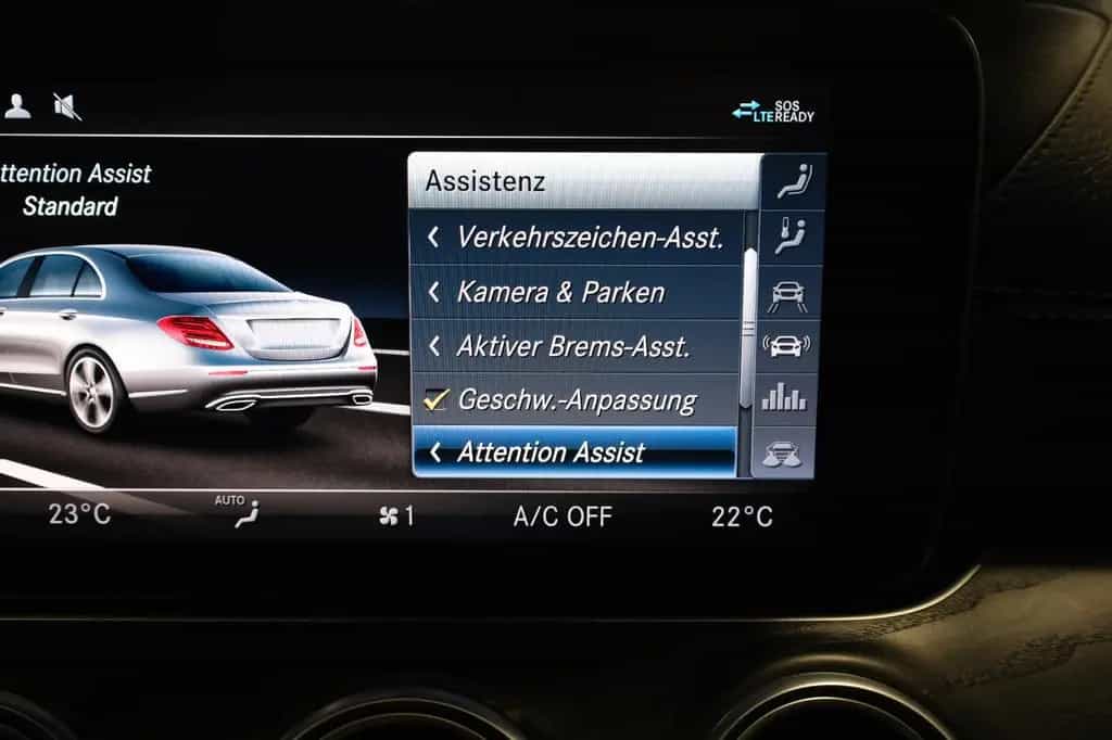 Mercedes-Benz E-Class 400d Lim.4M AMG-Line,LED,MBUX,Pano,Air,ACC,360 09/2018-photo-42