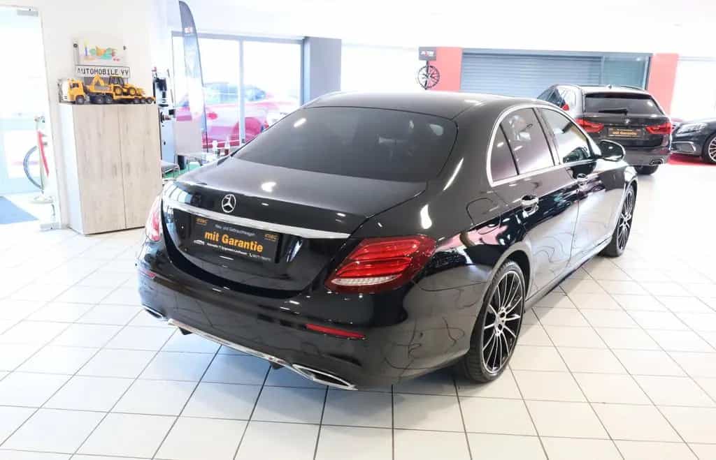 Mercedes-Benz E-Class 400d Lim.4M AMG-Line,LED,MBUX,Pano,Air,ACC,360 09/2018-photo-7
