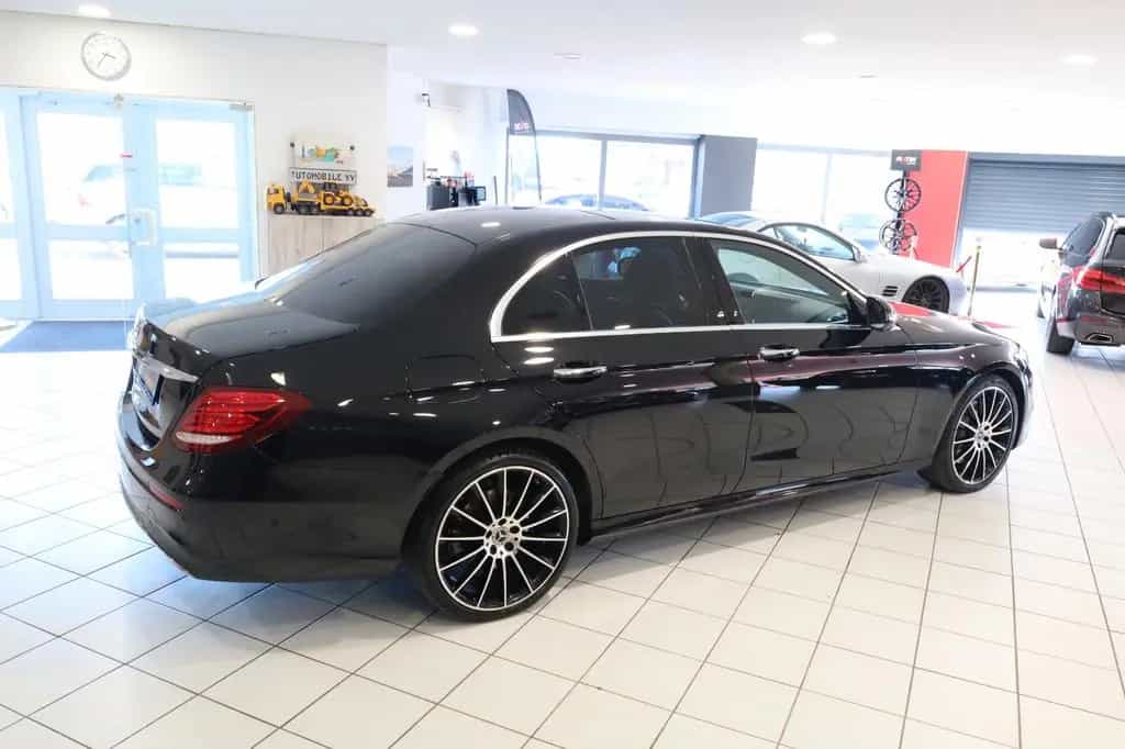 Mercedes-Benz E-Class 400d Lim.4M AMG-Line,LED,MBUX,Pano,Air,ACC,360 09/2018-photo-8