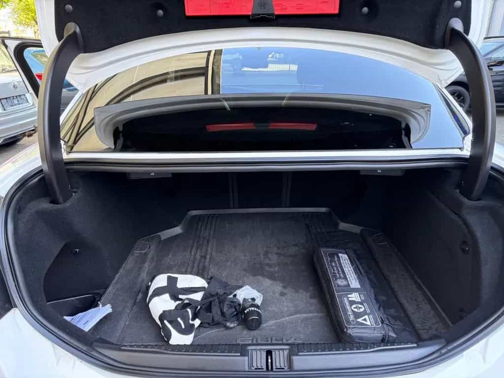 Alfa Romeo Giulia B-Tech|LEDER|NAVI|BI-XENON|RKAM|ACC| 04/2019-photo-9