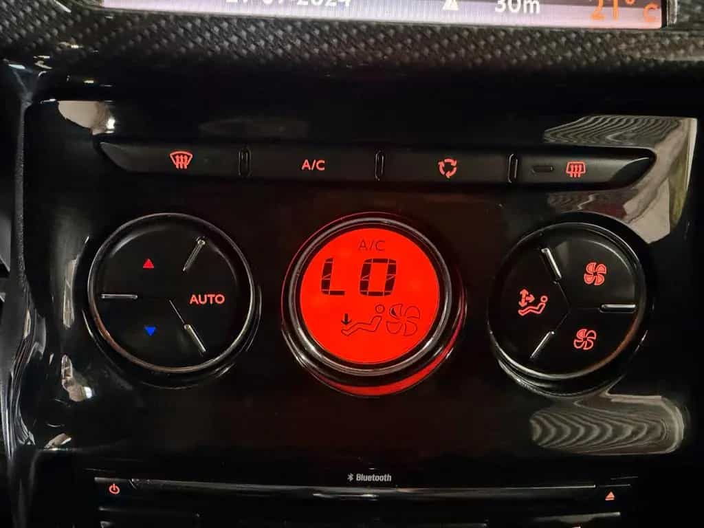 Citroën DS3 SportChic Tempomat 06/2011-photo-22