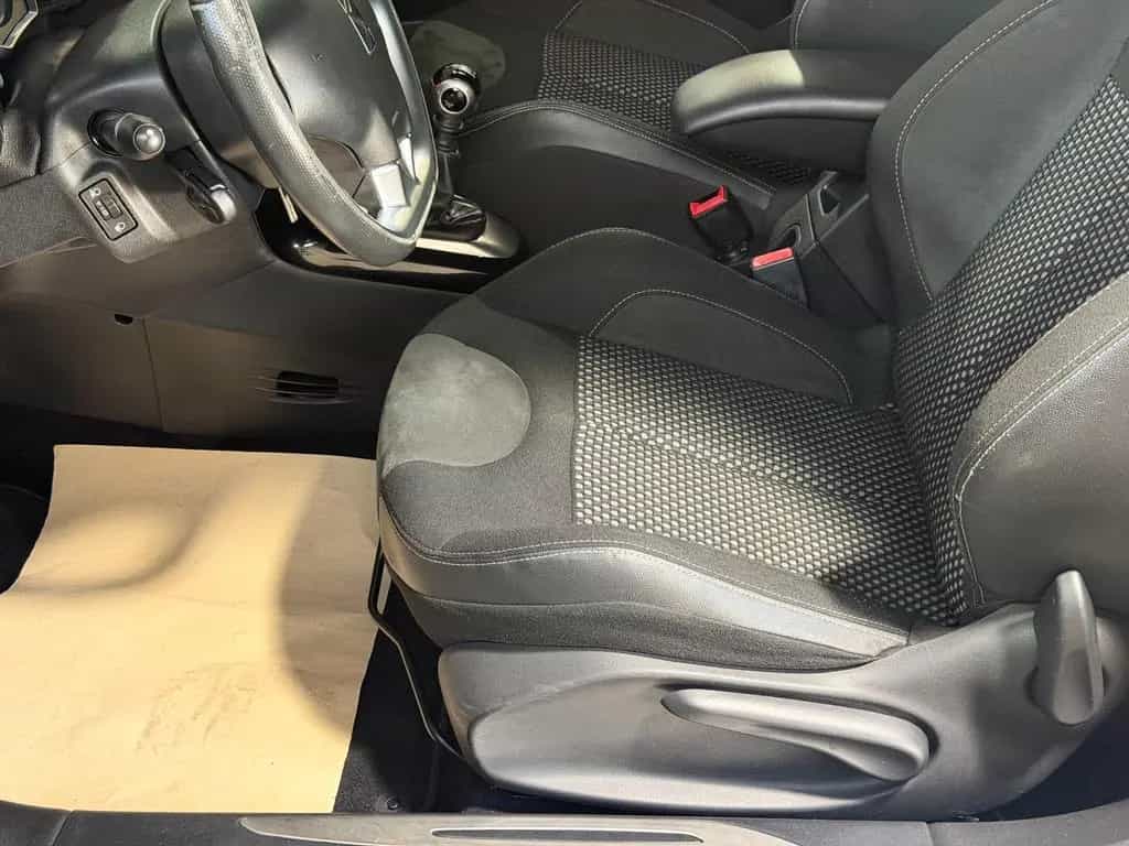 Citroën DS3 SportChic Tempomat 06/2011-photo-28