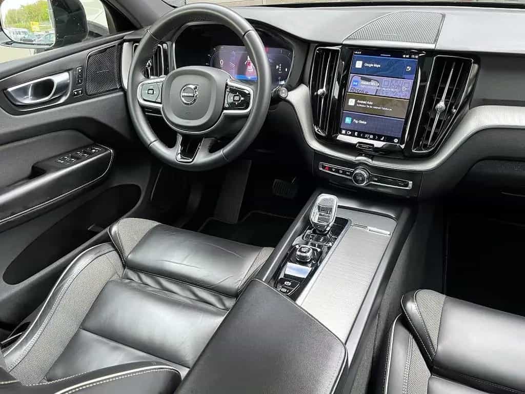 Volvo XC60 B4 D*PLUS DARK*AHK|ST.HZG|PANO|360|ACC|H&K| 08/2022-photo-13