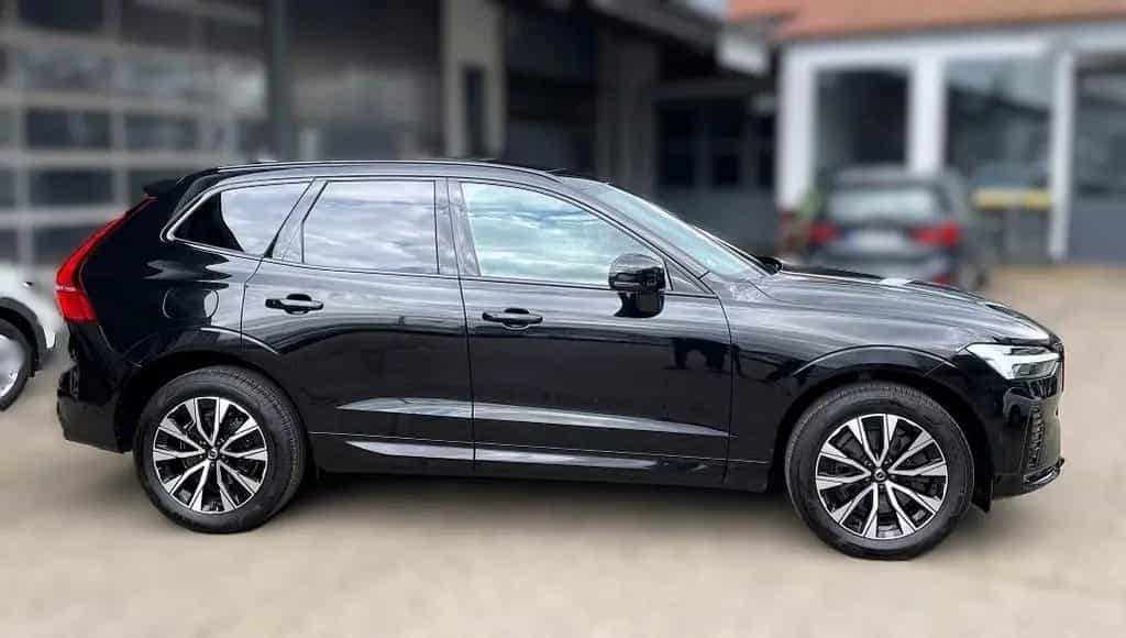 Volvo XC60 B4 D*PLUS DARK*AHK|ST.HZG|PANO|360|ACC|H&K| 08/2022-photo-21