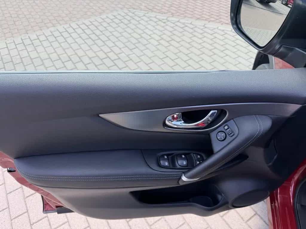 Nissan Qashqai 1.3 DIG-T 117 kW Tekna 4x2/PROPILOT/AHK/ 09/2019-photo-12