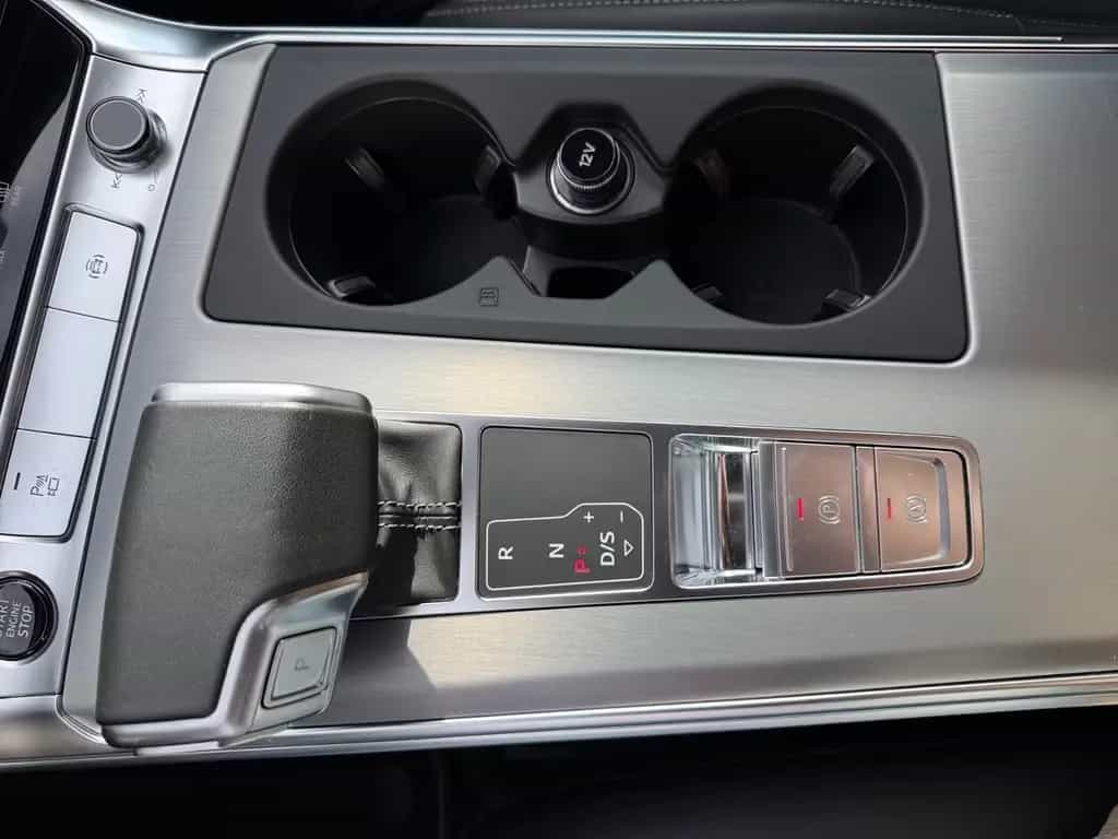 Audi A6 55 quattro 2x S-Line Business HuD 20" LEDER 11/2022-photo-37