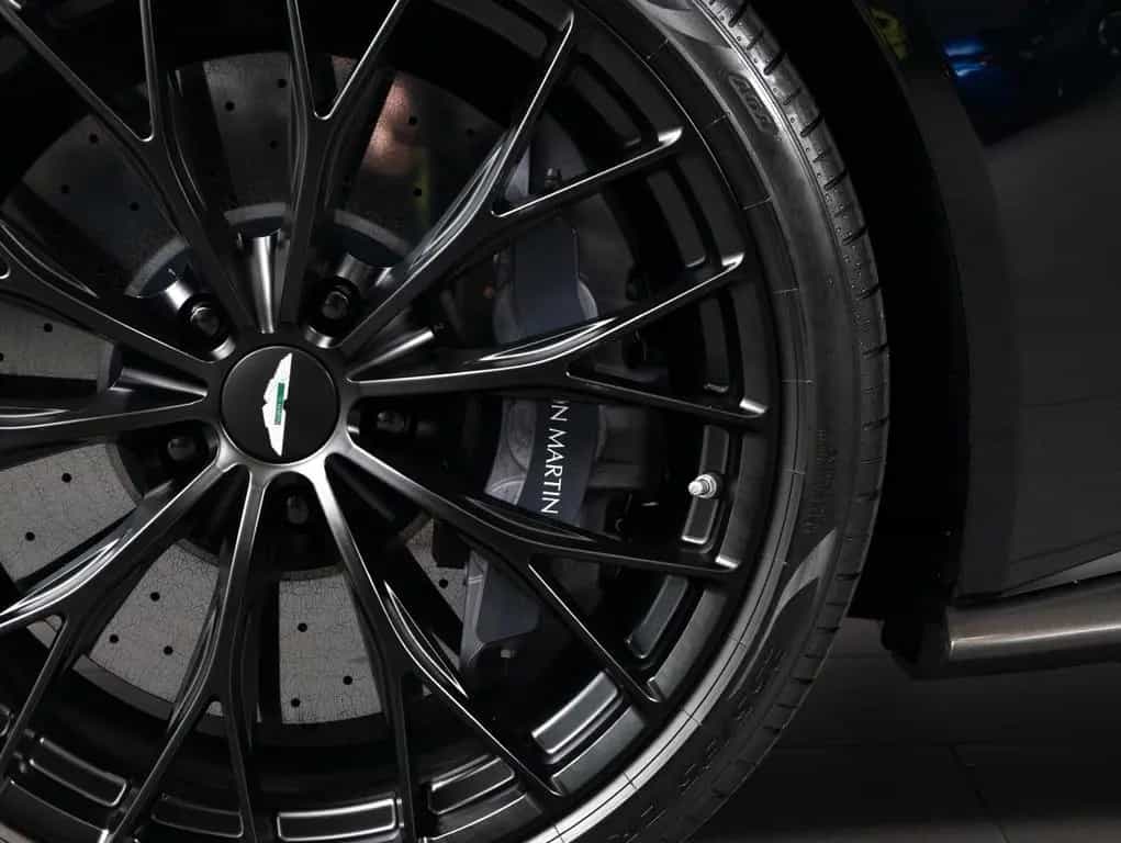 Aston Martin V8 Vantage 4.0 V8 05/2022-photo-15