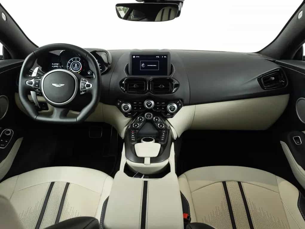 Aston Martin V8 Vantage 4.0 V8 05/2022-photo-6