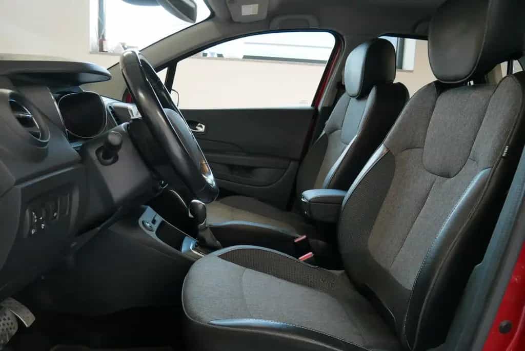 Renault Captur Intens Autom. LED Kamera Navi AHK PDC 12/2018-photo-12