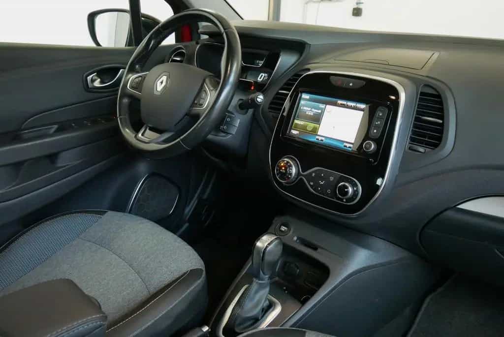 Renault Captur Intens Autom. LED Kamera Navi AHK PDC 12/2018-photo-17
