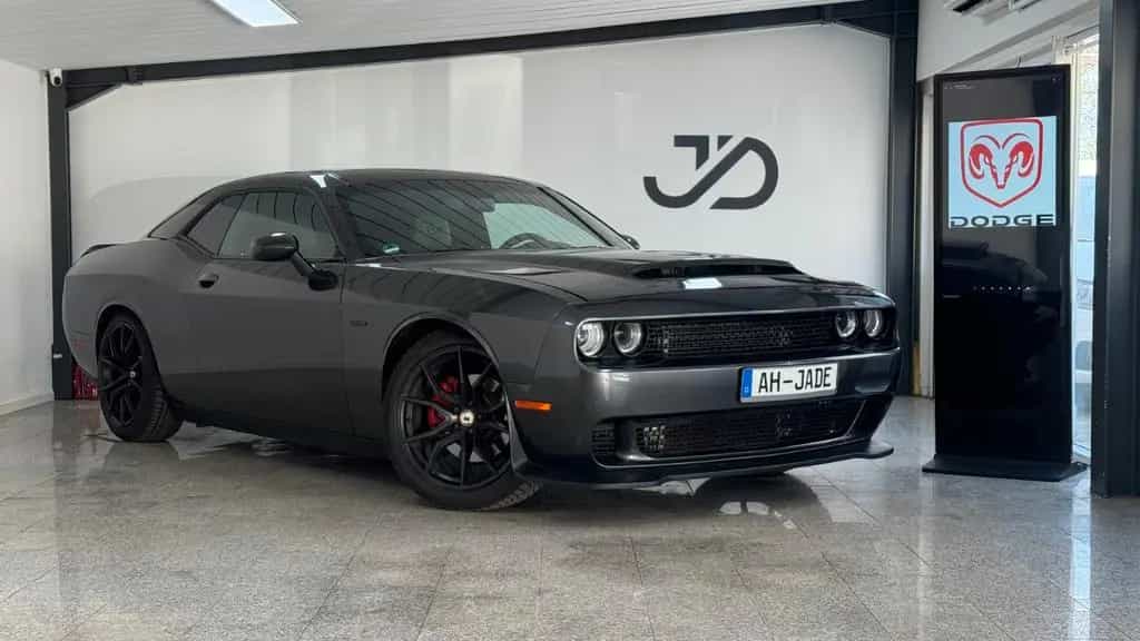 Dodge Challenger 5.7L V8 HEMI *Keyless*CarPlay*Kamera 07/2019-photo-1