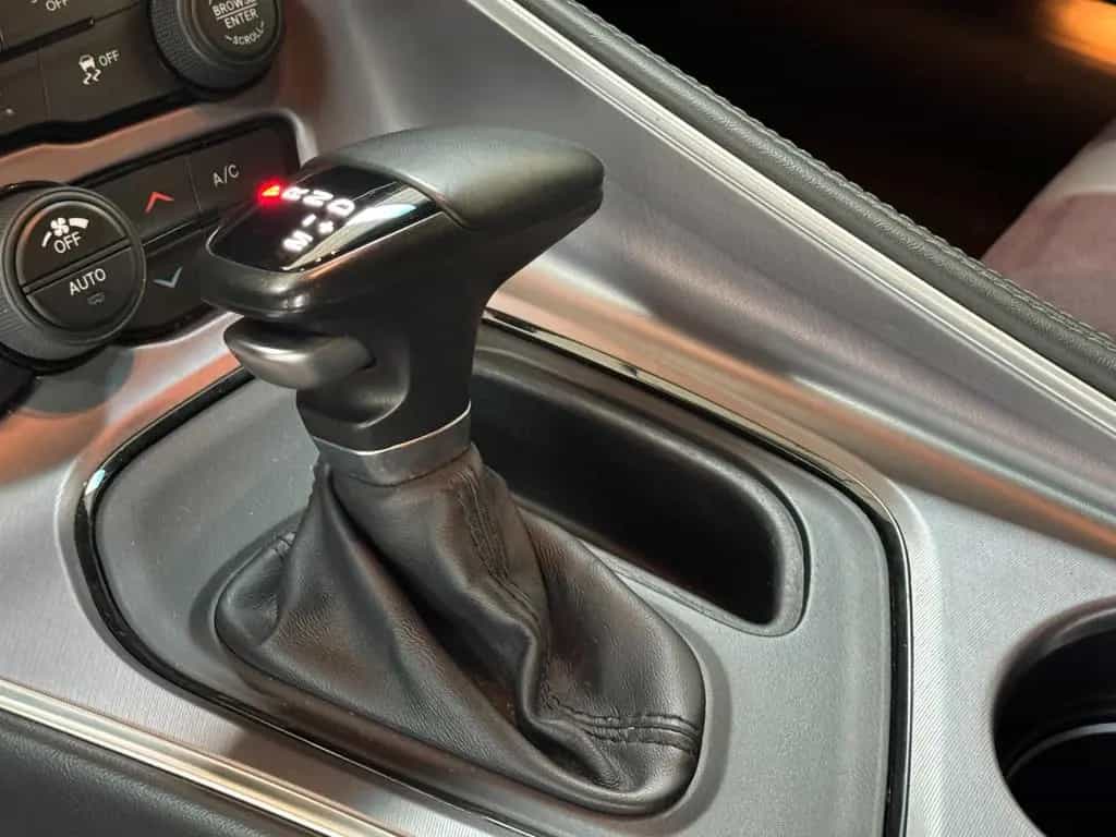 Dodge Challenger 5.7L V8 HEMI *Keyless*CarPlay*Kamera 07/2019-photo-21