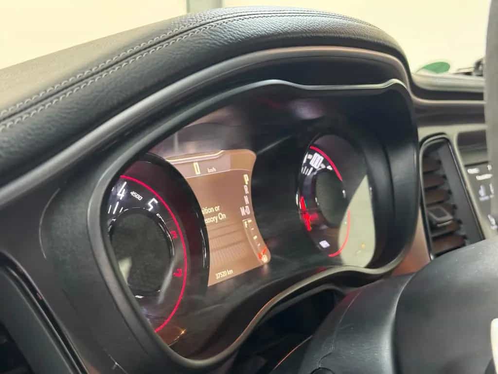 Dodge Challenger 5.7L V8 HEMI *Keyless*CarPlay*Kamera 07/2019-photo-26