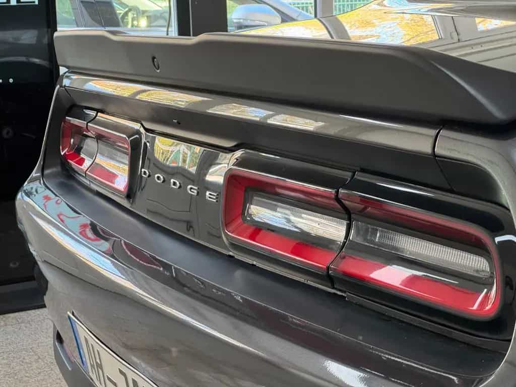 Dodge Challenger 5.7L V8 HEMI *Keyless*CarPlay*Kamera 07/2019-photo-49