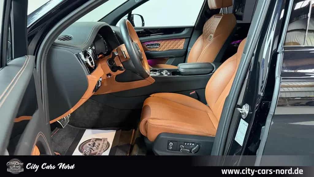 Bentley Bentayga Azure 4.0 V8 4WD COMFORT SPEC+FOND 12/2022-photo-11