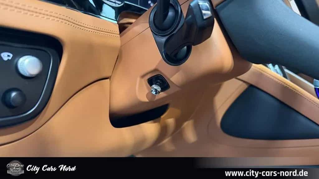 Bentley Bentayga Azure 4.0 V8 4WD COMFORT SPEC+FOND 12/2022-photo-16