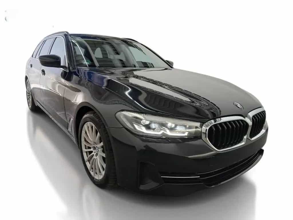 BMW 5 Series 520 d Touring Business RFK Navi DAB Sitzh. 1.Hd. 01/2022-photo-0