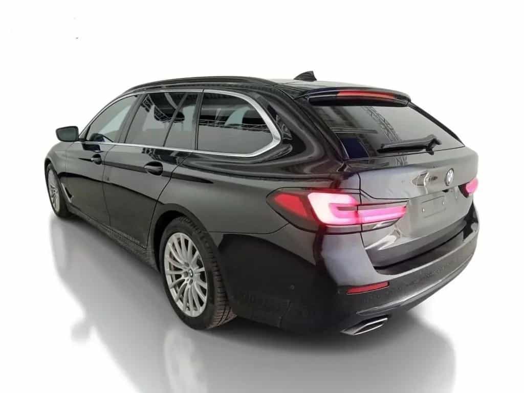 BMW 5 Series 520 d Touring Business RFK Navi DAB Sitzh. 1.Hd. 01/2022-photo-2