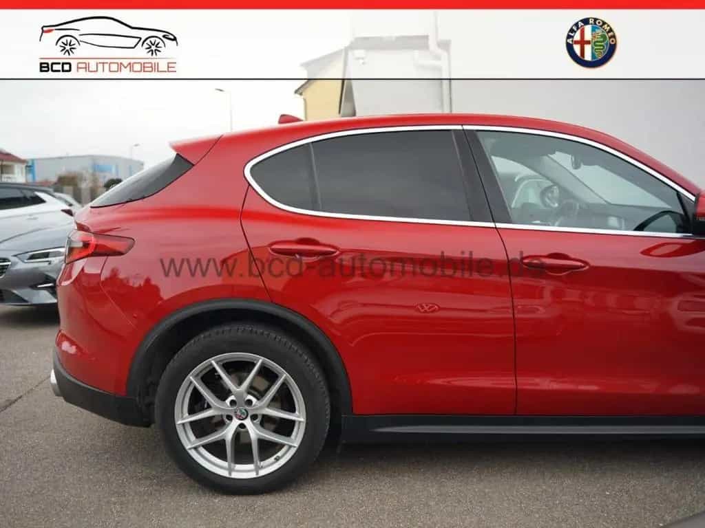 Alfa Romeo Stelvio Super Q4*VELOCE*AHK*NAVI*VOLL-LEDER*APPL 07/2020-photo-2
