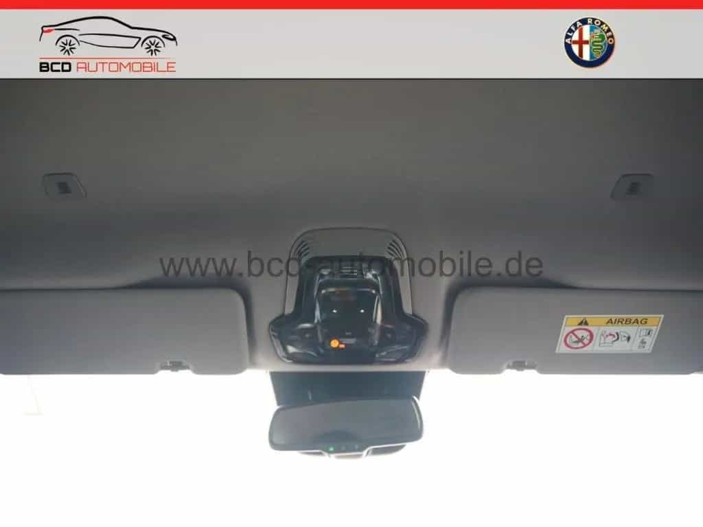 Alfa Romeo Stelvio Super Q4*VELOCE*AHK*NAVI*VOLL-LEDER*APPL 07/2020-photo-21